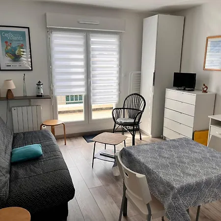 Avec Grand Balcon Marin 公寓